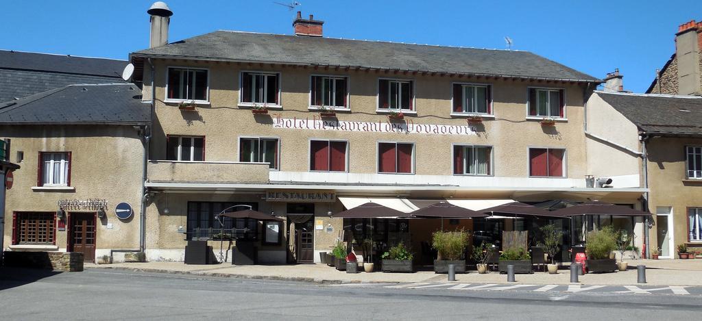 Logis Hotel Restaurant Des Voyageurs Pont-de-Salars Exteriör bild