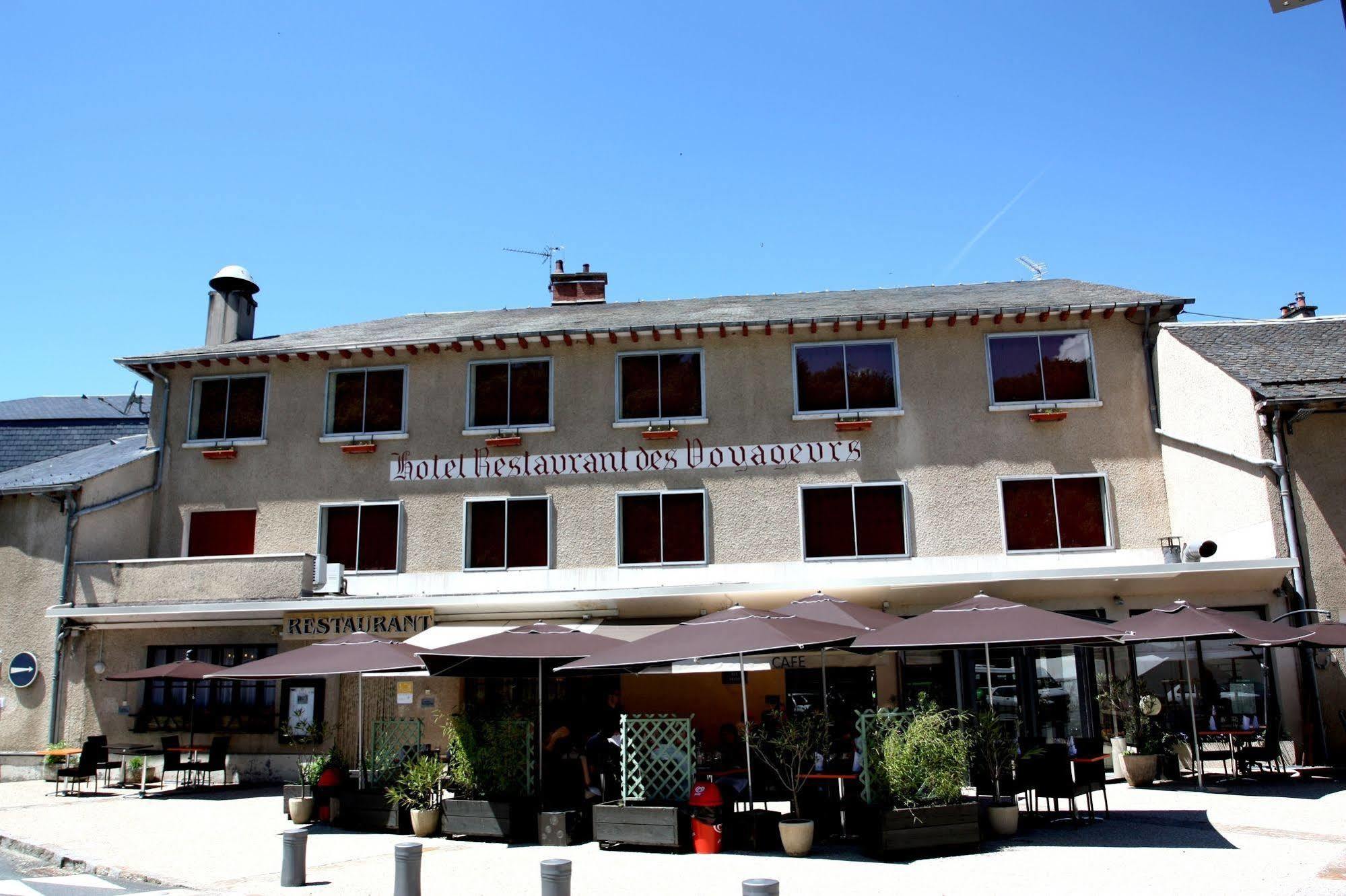 Logis Hotel Restaurant Des Voyageurs Pont-de-Salars Exteriör bild